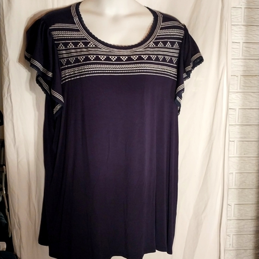 Torrid Blue t shirt size 4